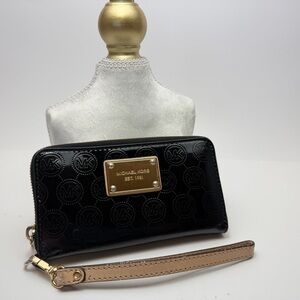 Michael Kors Black and Gold Wristlet